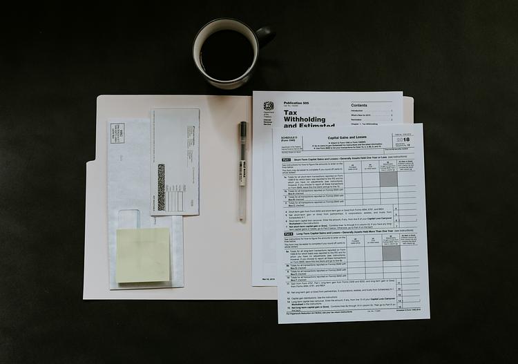 Miniaturka wpisu na blogu dentoedu.pl Jak prawidłowo prowadzić dokumentację medyczną w gabinecie stomatologicznym.